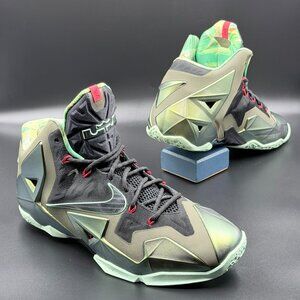 Nike LeBron XI 11 'King's Pride'
